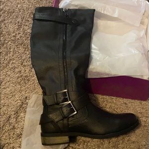 RAMPAGE Boots Sz: 6.5